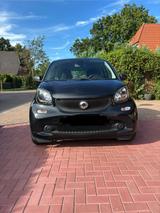Smart ForTwo 453 in schwarz - Gepflegter Z... - Smart: mit Anhängerkupplung