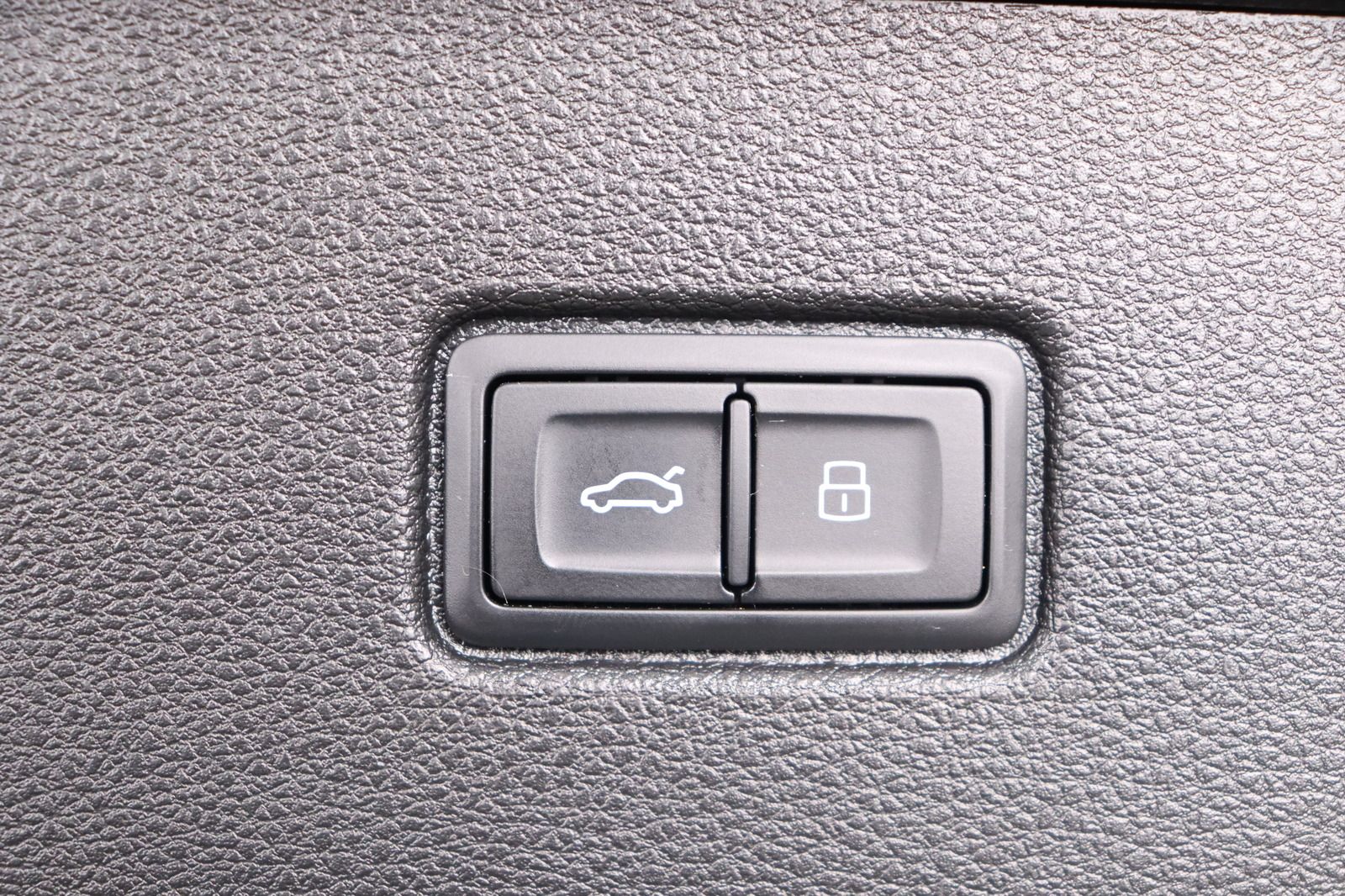 Fahrzeugabbildung Audi Q7 3.0 TDI quattro S-line * HUD * Matrix *