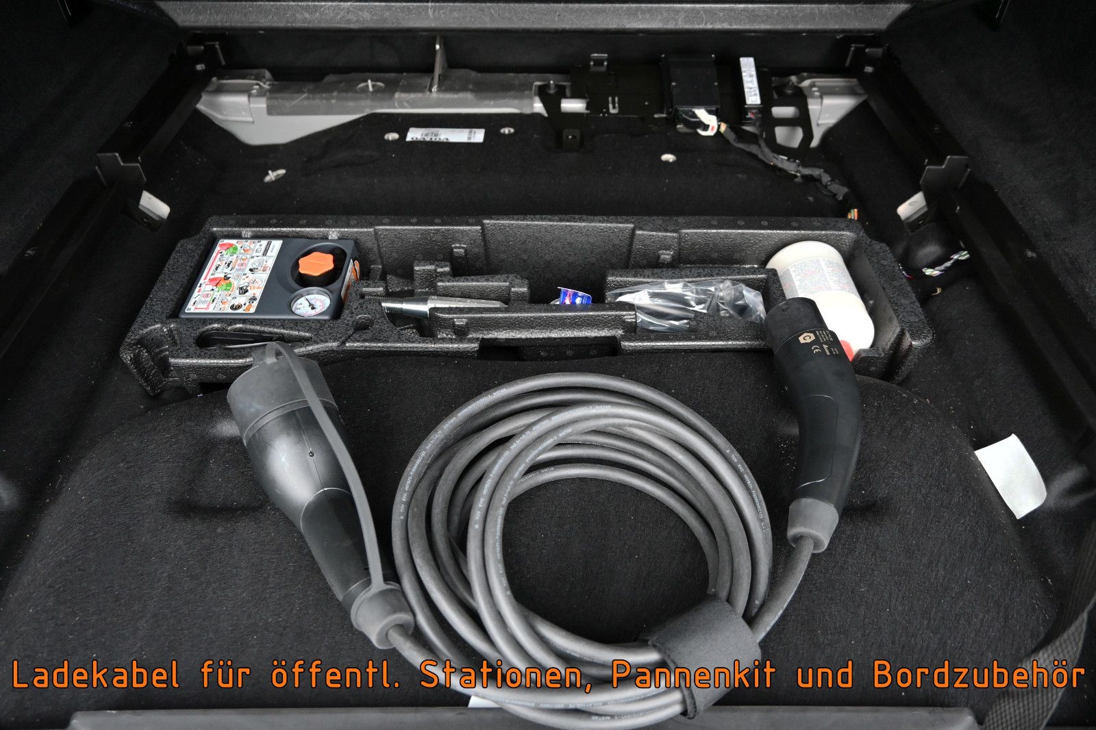 Fahrzeugabbildung Volvo V90 T8 AWD Recharge Ultimate Dark °UVP 96.060€°