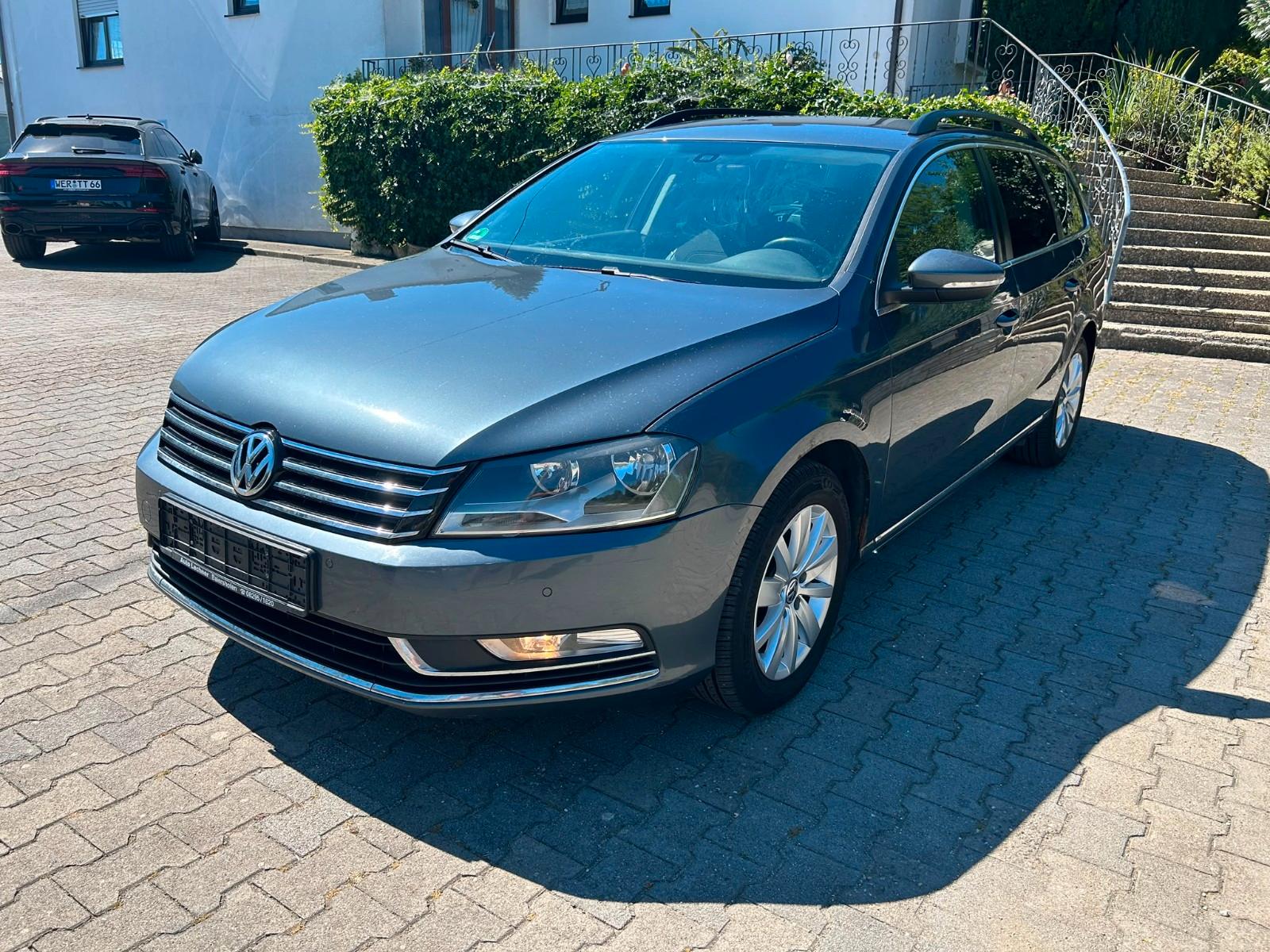 Volkswagen Passat, 2011