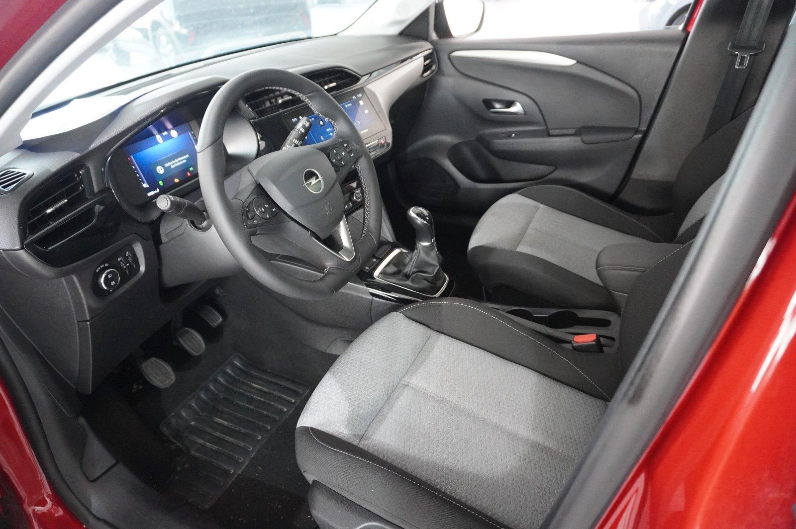 Fahrzeugabbildung Opel Corsa F 1.2 FACELIFT NAVI/LED/KAMERA/VIRTU./DAB+