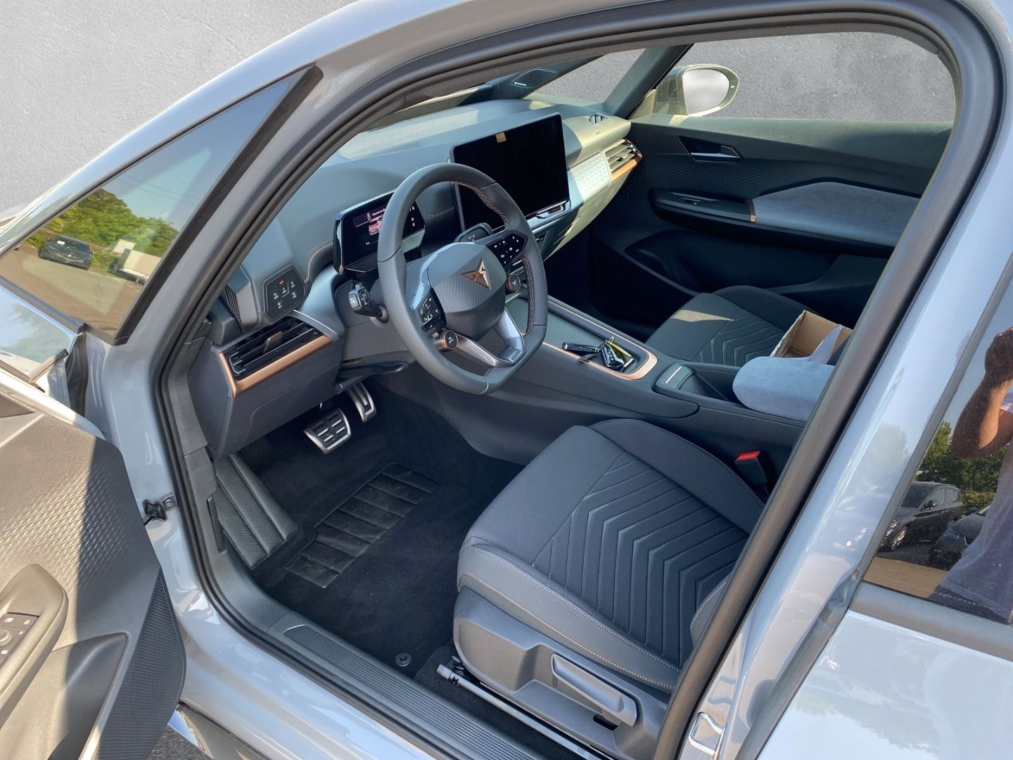 Fahrzeugabbildung CUPRA Born 170 kW Digitales Cockpit Soundsystem LED Me