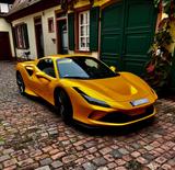 Ferrari F8 Spider Einmalige Traumhafte Farbe
