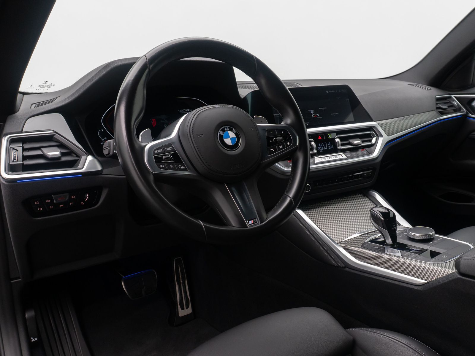 Fahrzeugabbildung BMW 420i xD Coupé M Sport Kamera DAB HiFi Leder 18"