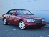 Mercedes-Benz E 220 Cabriolet (Oldtimer - H) - gebrauchte Mercedes-Benz E-Klasse aus dem Jahr 1995