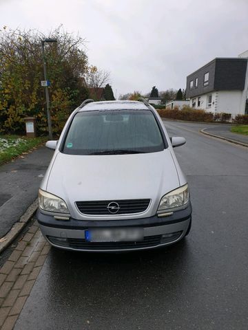 Opel Zafira mit TÜV