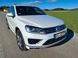 Volkswagen Touareg 3.0 V6 TDI BlueMotion Terrain Tec.R-Line - Volkswagen Touareg: V6 TDI Bluemotion