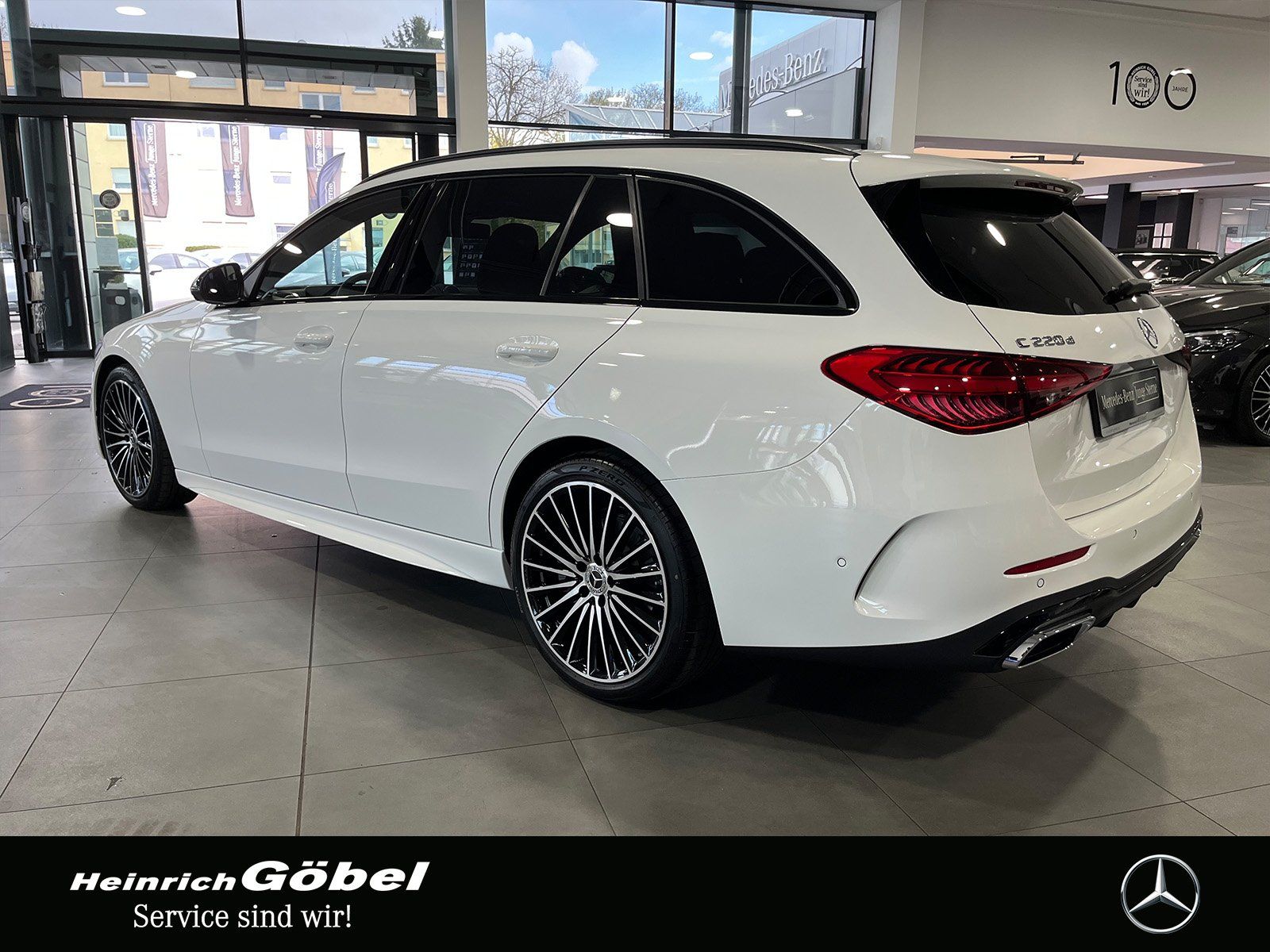 Fahrzeugabbildung Mercedes-Benz C 220 d T Edition AMG PANO+NIGHT.P+AHK+DIGITAL.L