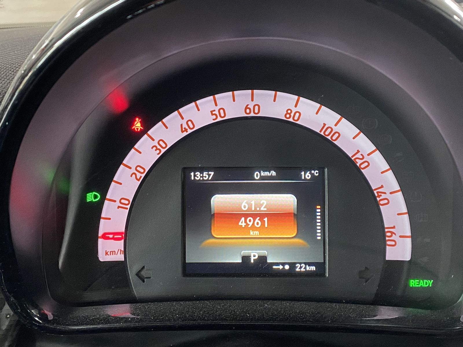 Fahrzeugabbildung Smart ForTwo EQ Pulse-Exclusive 22KW/Pano/MATT/Navi/