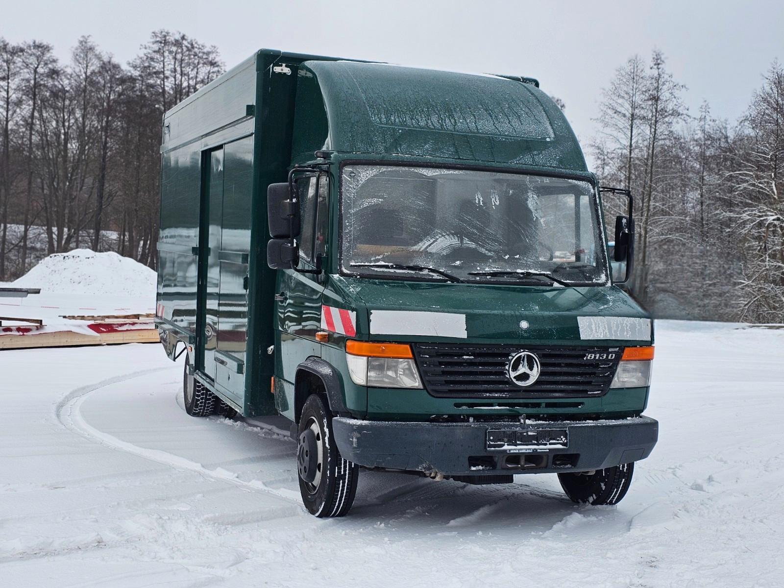 Mercedes-Benz Vario 813D  Maxi-Koffer