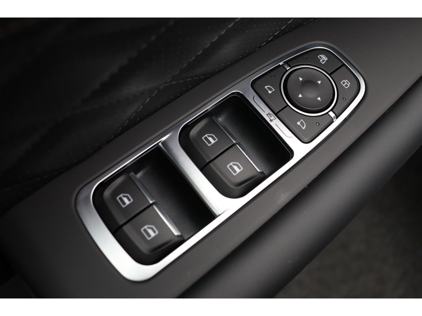 Fahrzeugabbildung GWM Wey 03 2.0 Premium PHEV 360 Kamera Elektr. Heckk
