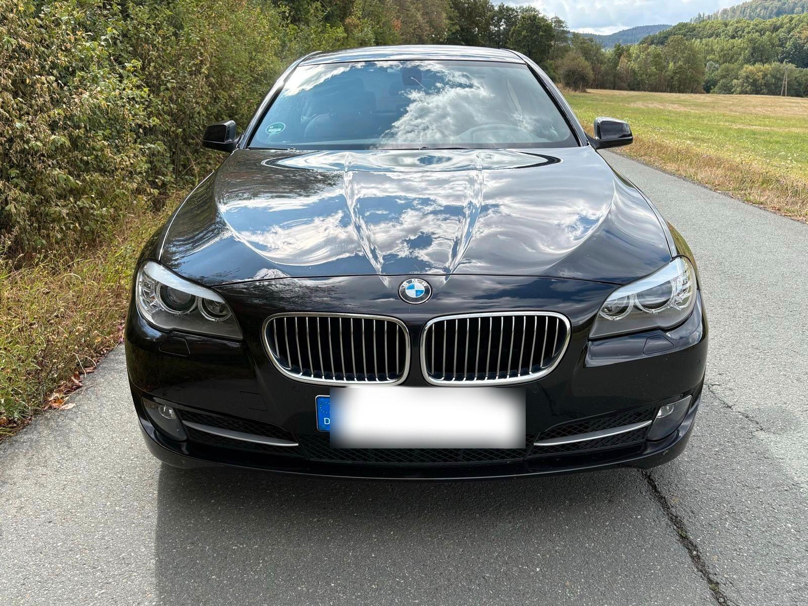 BMW 523