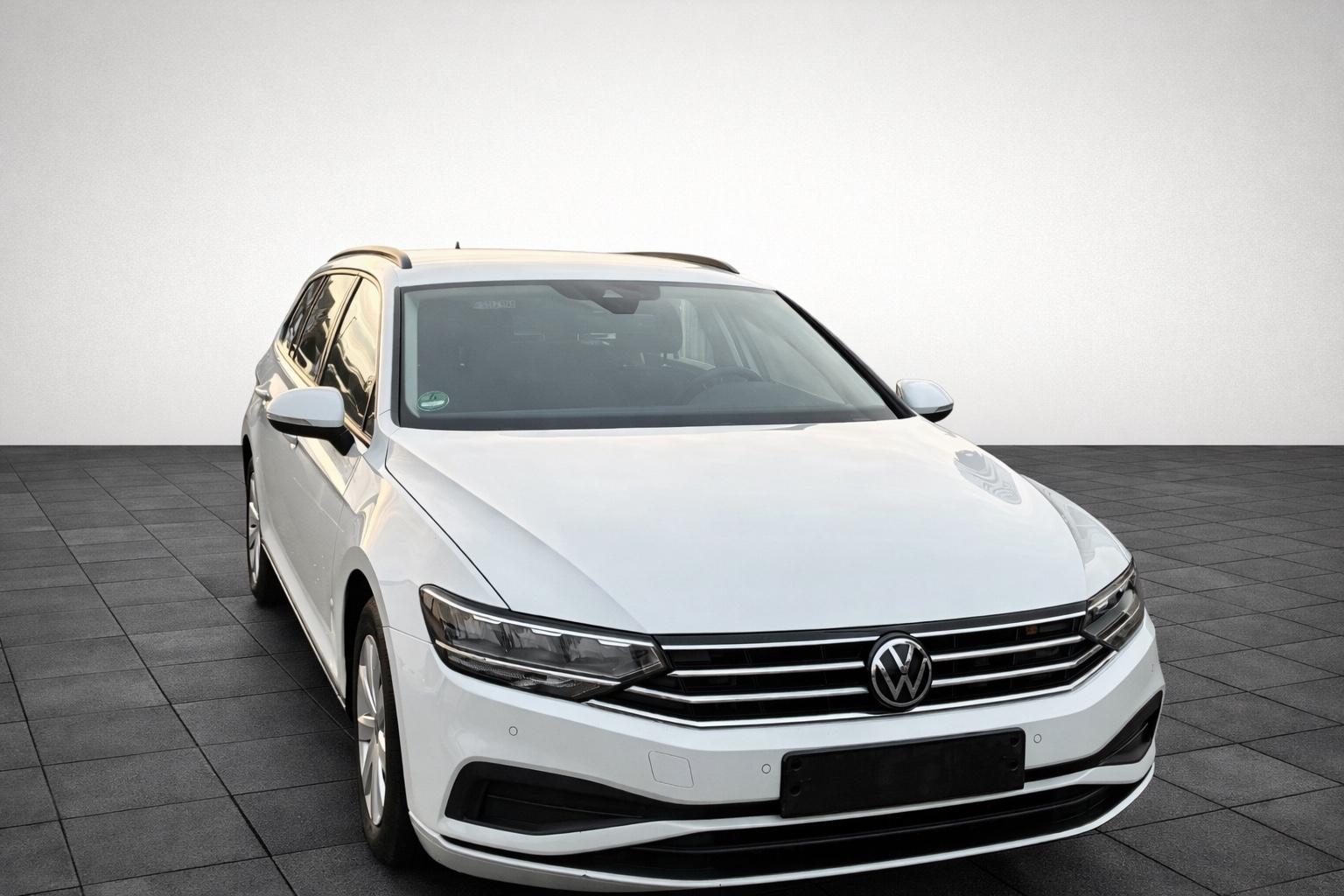 Volkswagen Passat 2,0 TDI,Business-PaLED,NAVI,KAMREA,1-HAND