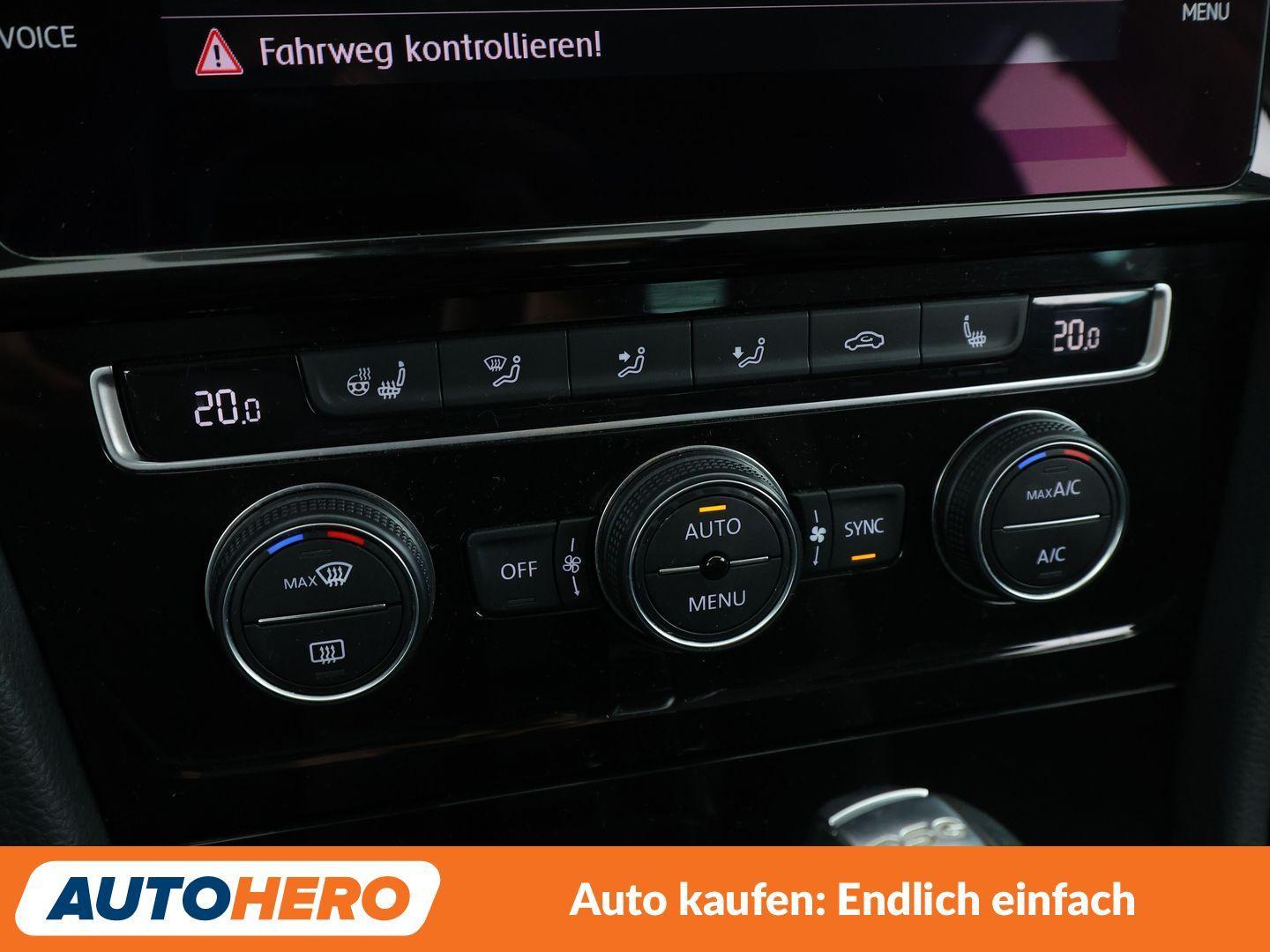 Volkswagen Golf VII 1.5 TSI ACT Highline BMT Aut.*NAVI*LED*