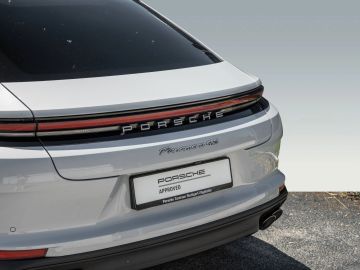 Porsche Panamera - 12