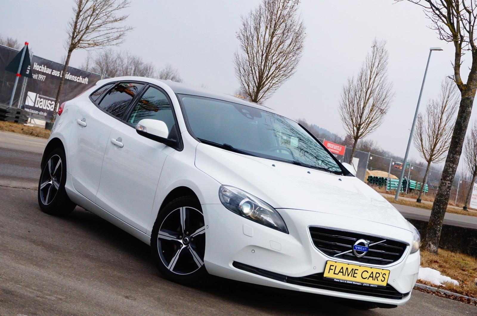 Volvo V40 T3 You!*NAVI*LED*PDC*SHZ*PANORAMA