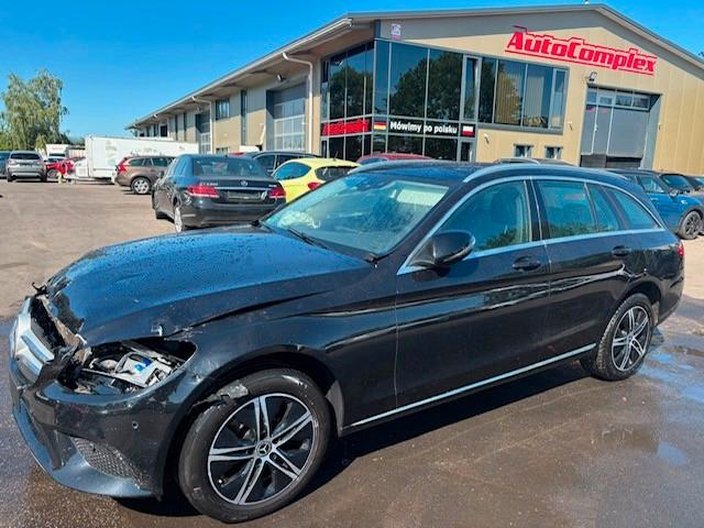 Mercedes-Benz C 200 135kW 4Matic 9G-Tronic Multibeam/Ambiente