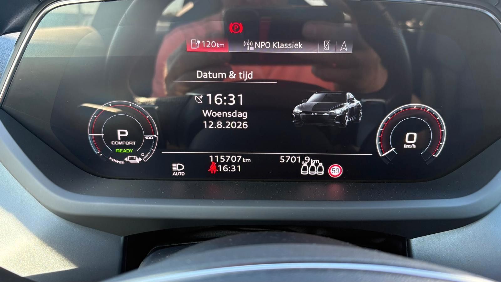 Fahrzeugabbildung Audi e-tron GT quattro