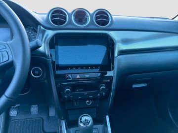 Fotografie 12 des Suzuki Vitara 1.4 Hybrid 'Comfort+' Allgrip