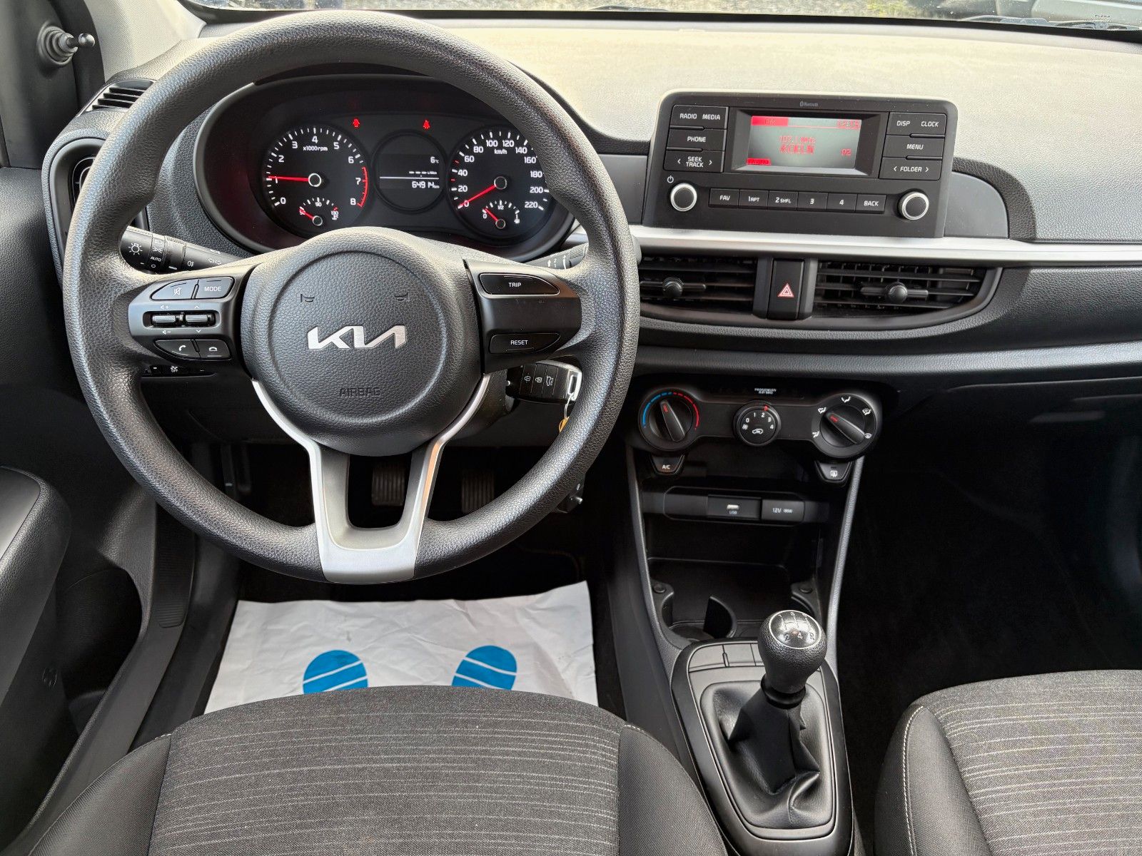 Fahrzeugabbildung Kia Picanto Edition 7 Klima 1.HAND SCHECKHEFT