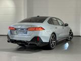 BMW i5 eDrive40+M-Sportpaket+Pano+Parking-Assist+ - BMW i5 mit Panoramadach