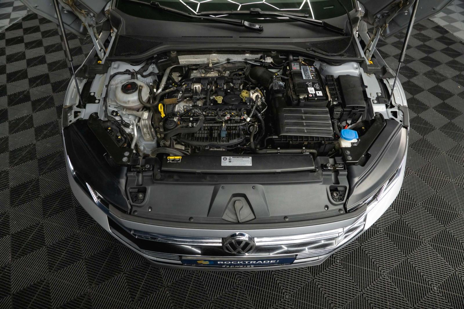Volkswagen Arteon R-Line+ | ACC | Massage | LED | 19 Zoll