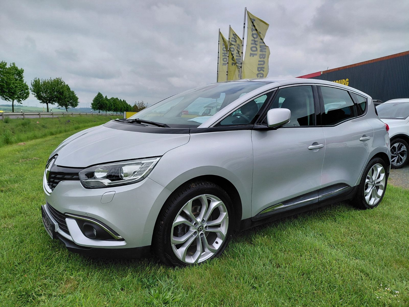 RENAULT Scenic