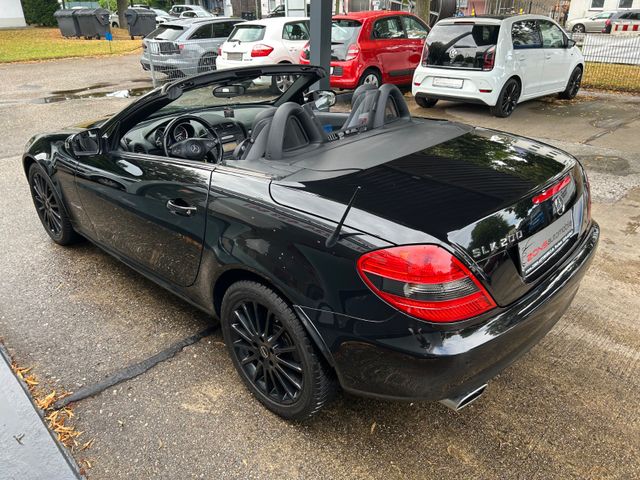 Fahrzeugabbildung Mercedes-Benz SLK 200 Kompressor Aut.+Leder+Navi+SHZ+PDC+BT+