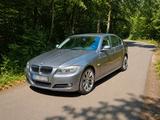 BMW 330d xDrive LCI -LEDER-NAVI-XENON-Schaltgetriebe - BMW 330 aus 2009: D