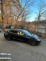Andere Tesla Model 3 Performance  Schnell, effiz... - Andere mit Elektro-Antrieb