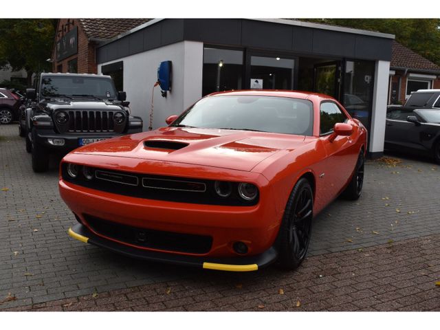 Dodge Challenger R T 5.7L V8 Orange (Go Mango)
