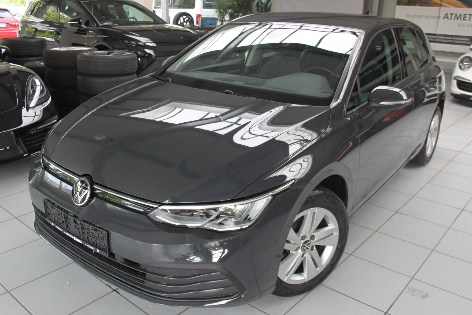 Volkswagen Golf VIII Lim./ALU/NAVI/ACC/STZHZ/PDC/APP/MFL/KL