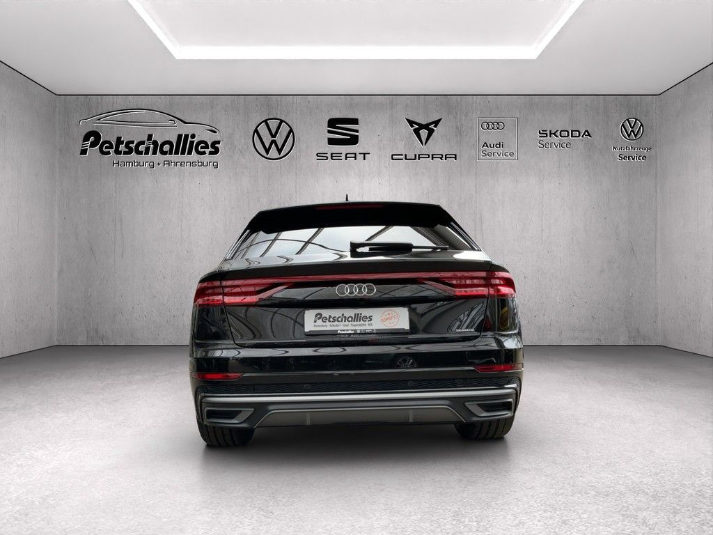 Audi Q8 55 TFSI e quattro tiptronic foto 4