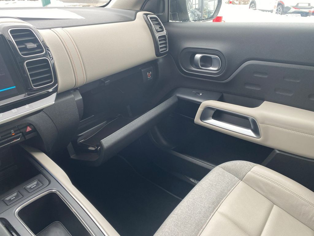 Fahrzeugabbildung Citroën C5 Aircross Pure Tech 180 S&S EAT8 SHINE *Automa