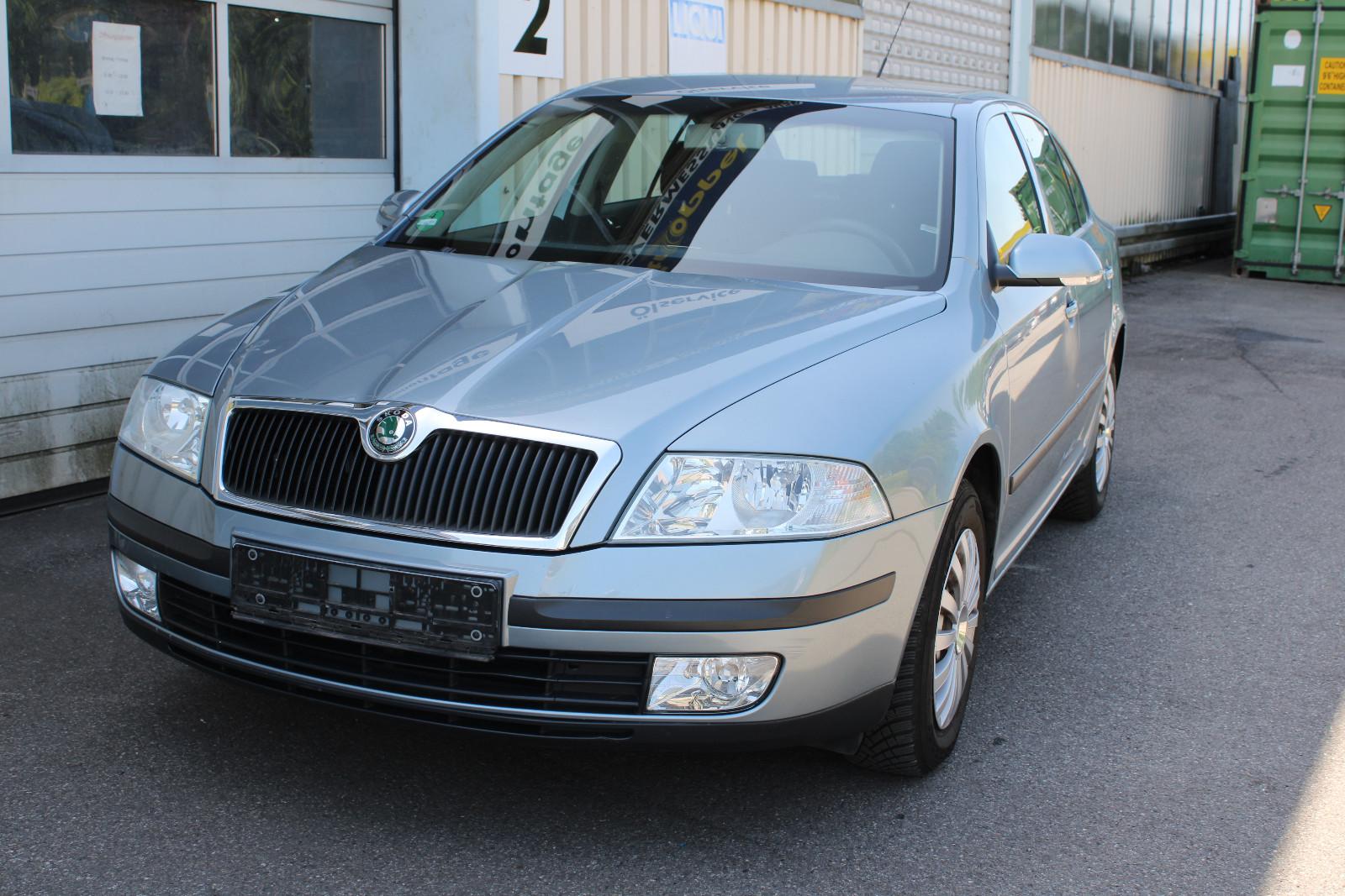 Skoda Octavia Limousine 1.6 tiptronic Elegance