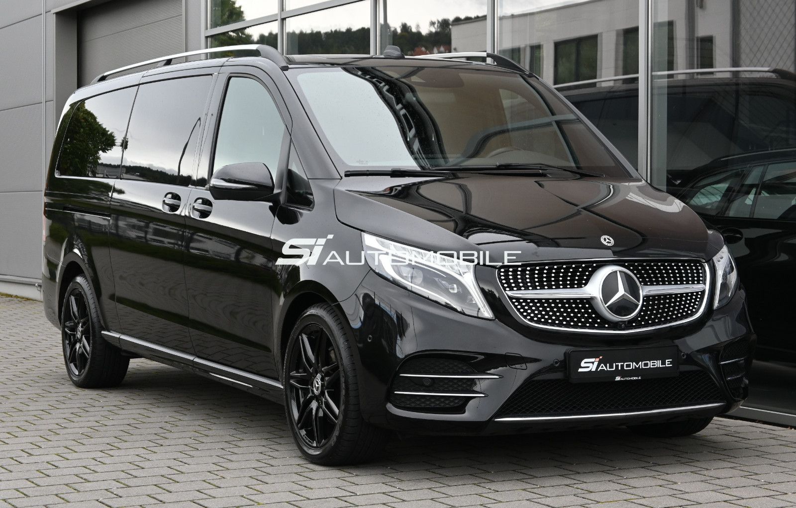 Fahrzeugabbildung Mercedes-Benz V 300 d 4M. AMG °UVP 249.748€°KLASSEN-VIP-UMBAU°