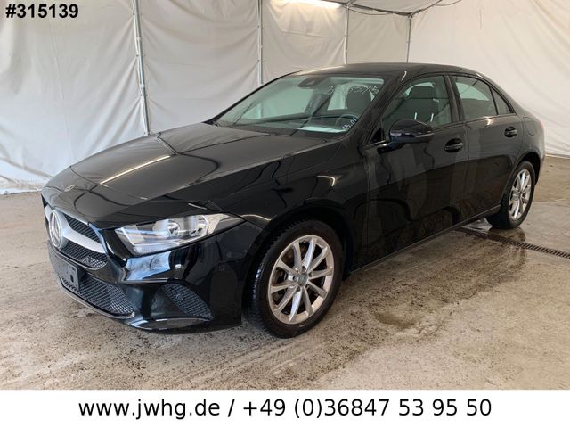 Mercedes-Benz A 250 e Navi DAB Tempo DigTacho Navi SpurAss SiH