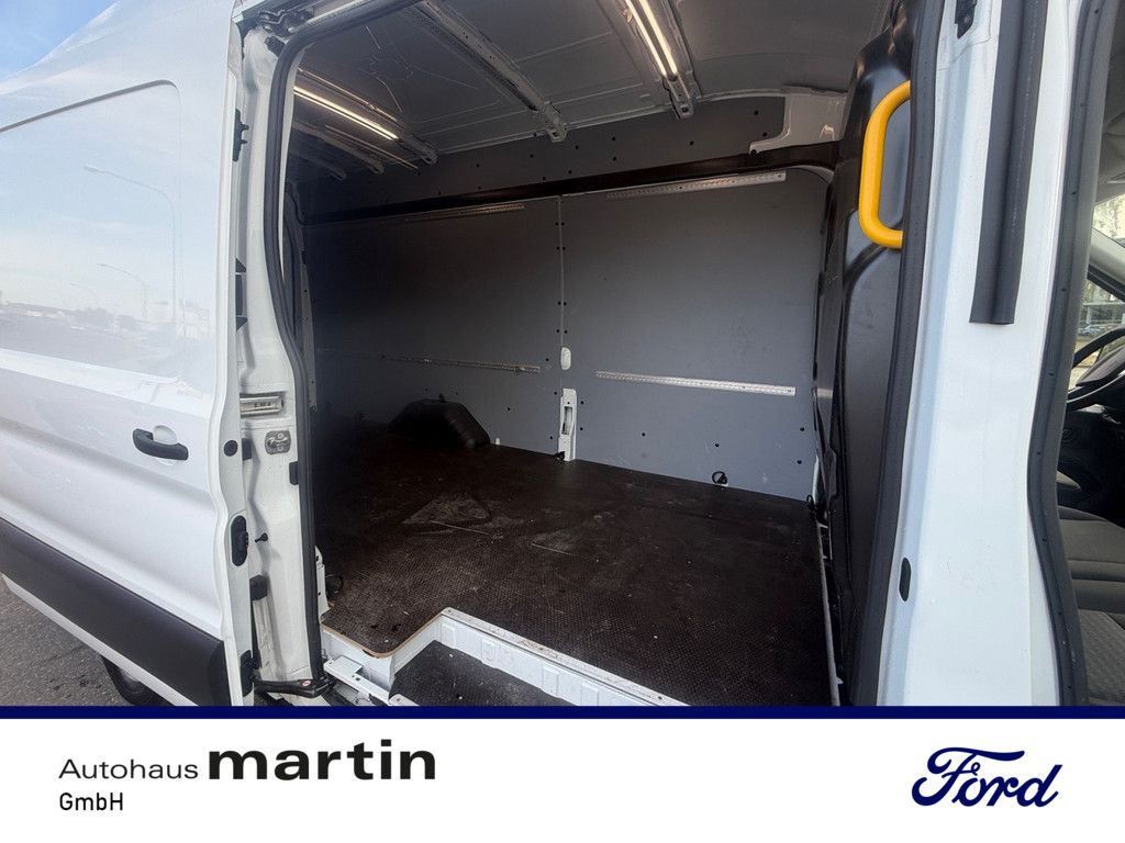 Fahrzeugabbildung Ford Transit FT 350 TTS 2.0 TDCi DPF 350 L4 Trend RWD