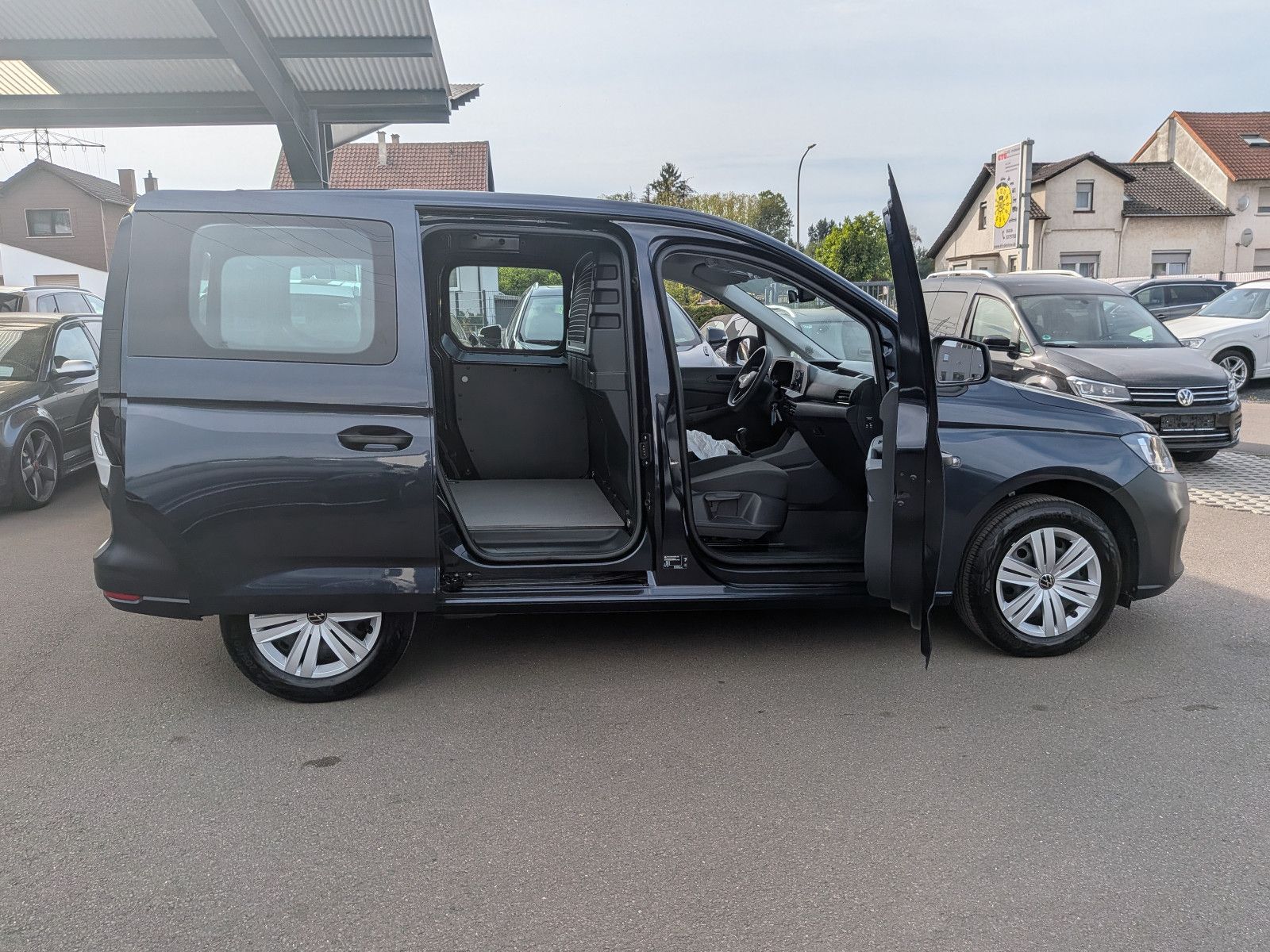 Volkswagen Caddy 2.0 TDI  2xSchibetüren Scheiben PDC 1-Hand imagem 2