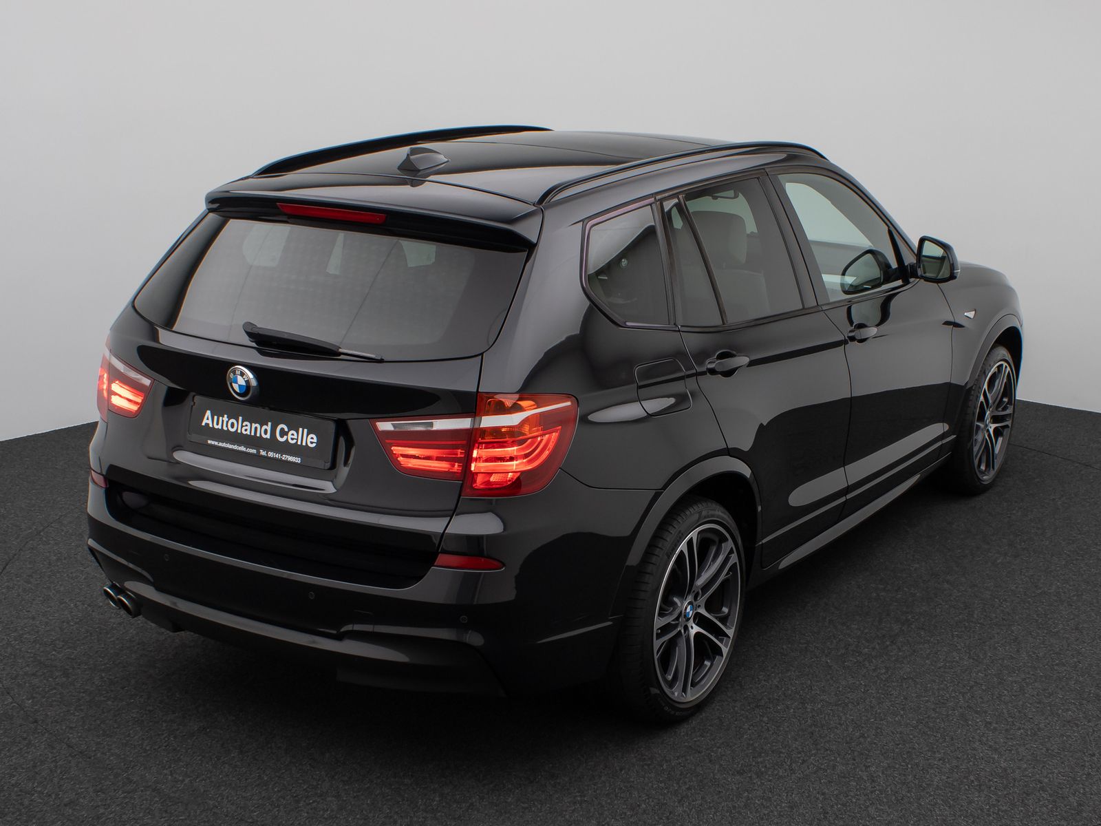 Fahrzeugabbildung BMW X3 xD35d M Sport Panorama Kamera HUD HiFi Komfor