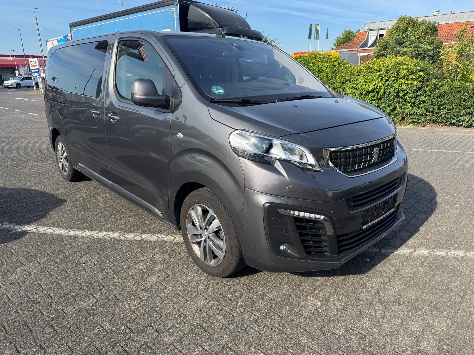 Fahrzeugabbildung Peugeot TravellerBusiness/ 1.HAND/SCHECKHEFT/ZAHNRIEMEN