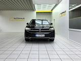 Volkswagen Touareg 4Motion R-Line Panorama Allradlenkung - VW Touareg Gebrauchtwagen in Berlin