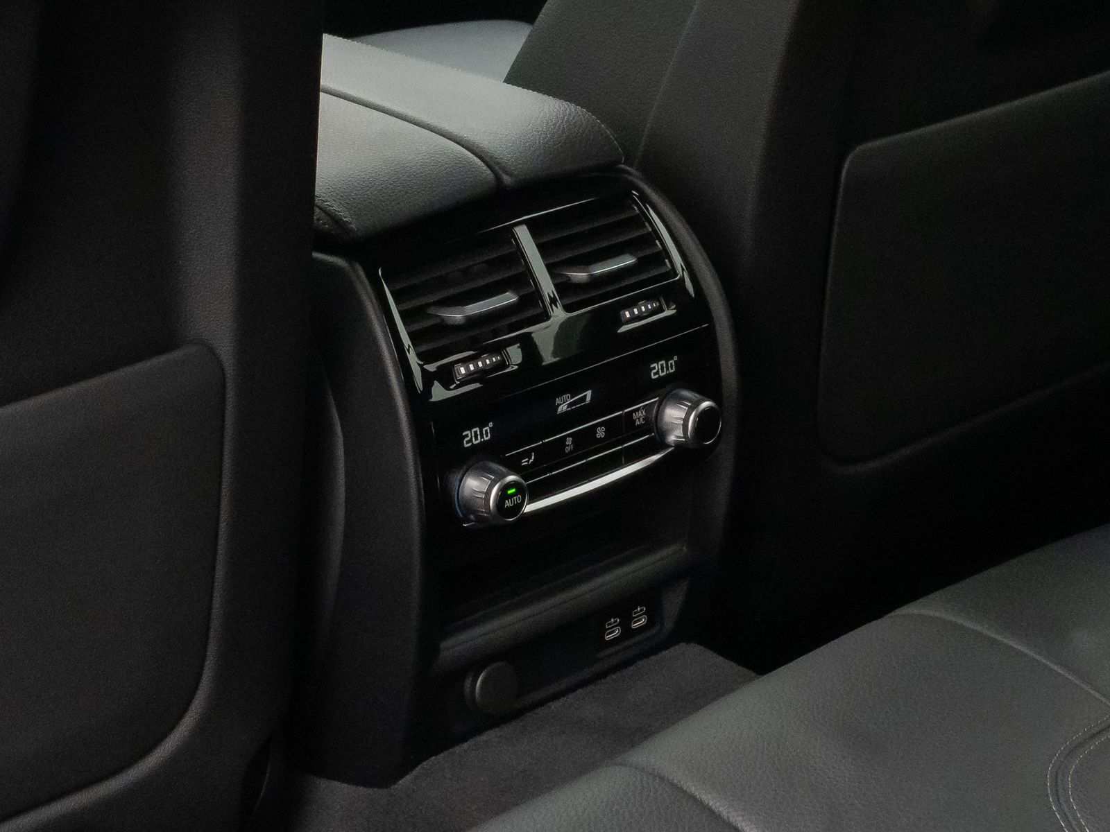 Fahrzeugabbildung BMW 530d Kamera DAB HiFi 4xKlima Leder Sport Alarm
