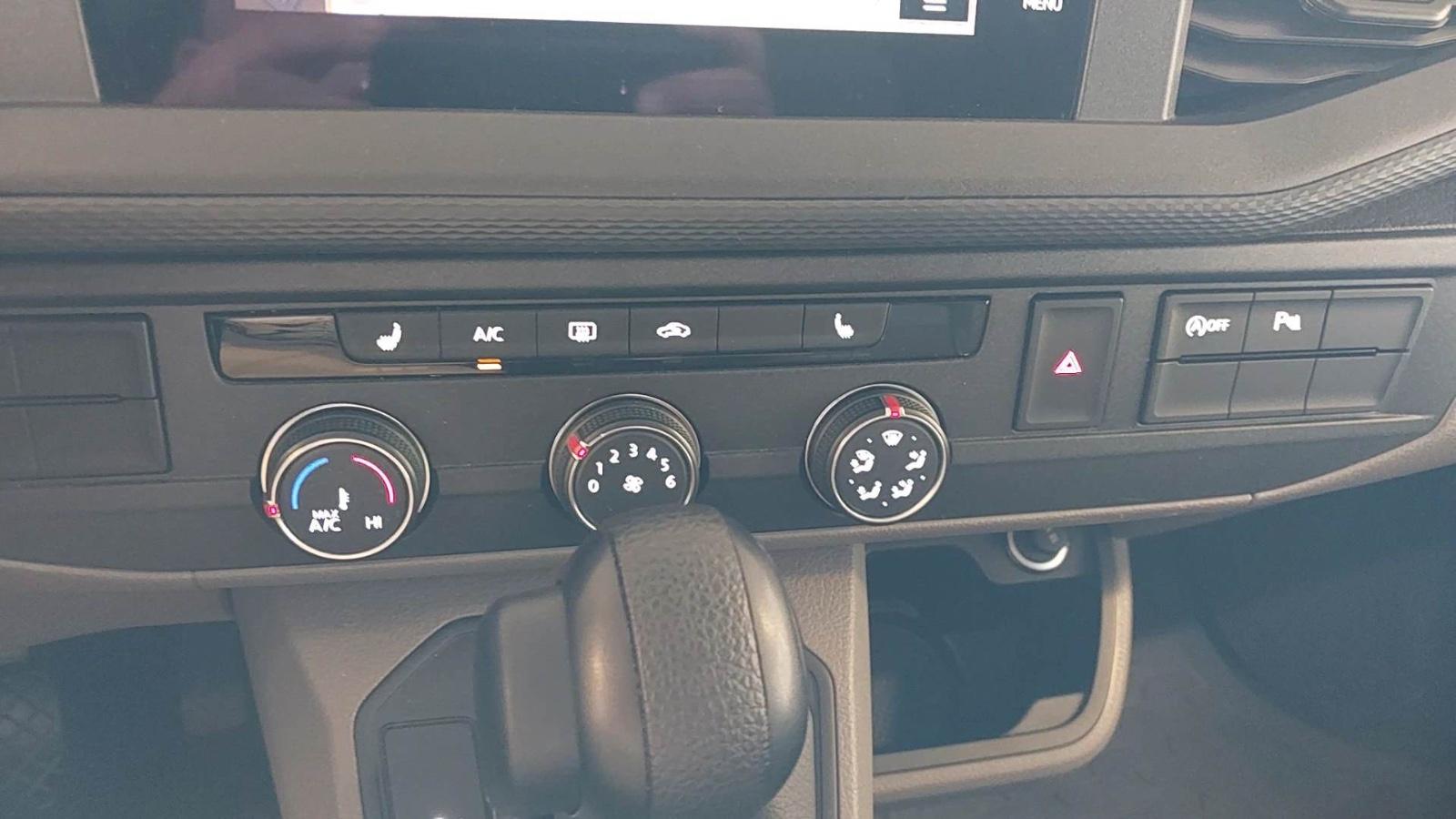 Volkswagen T6.1 Transporter+LANG+1.Hd+DSG+Standhz+Sitzhz+