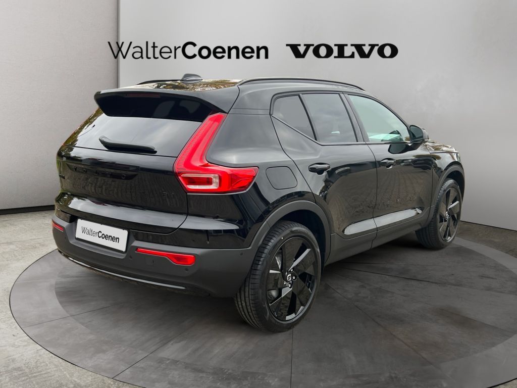 VOLVO XC40 B4 B DKG Ultra Black Edition, Licht-P.,FHZ VOLVO XC40 B4 B DKG Ultra Black Edition, Licht-P.,FHZ