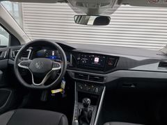 Fahrzeugabbildung Volkswagen Polo 1.0 Life LED DAB PDC