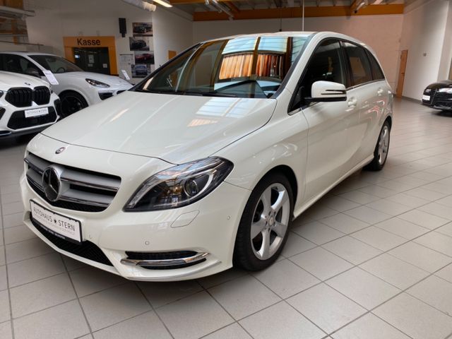 Mercedes-Benz B 200|PDC|SHZ|AHK|Klima|Navi|Bi-Xenon|Isofix|USB