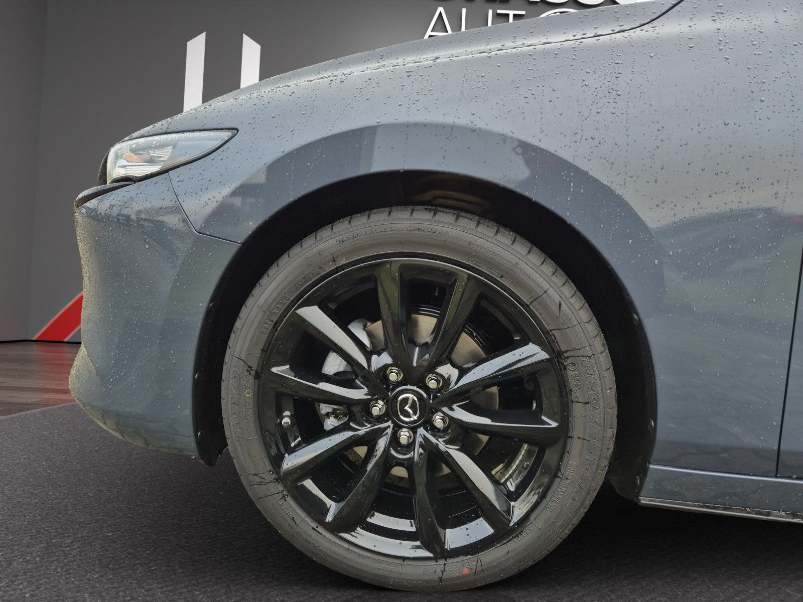 Fahrzeugabbildung Mazda 3  2.5L e-SKYACTIV G 140ps Homura