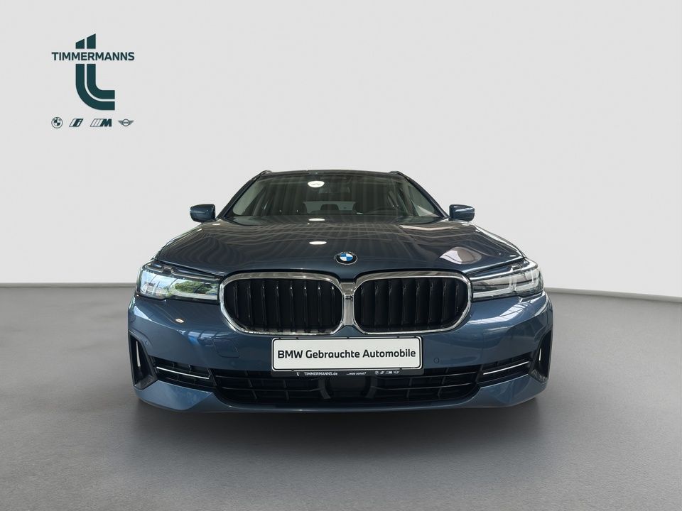 BMW 530i xDrive Touring Pano HUD AHK H&K DrAssProf foto 8