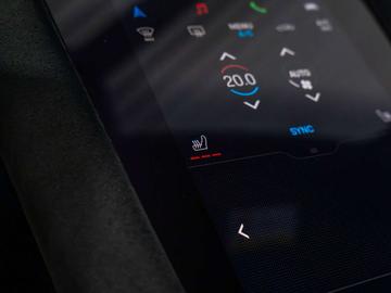 2022 Porsche TAYCAN — миниатюра 22